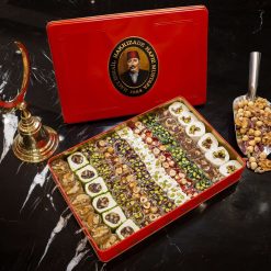 حلقوم تركي حافظ مصطفى مشكل بالمكسرات 1.6 كجم